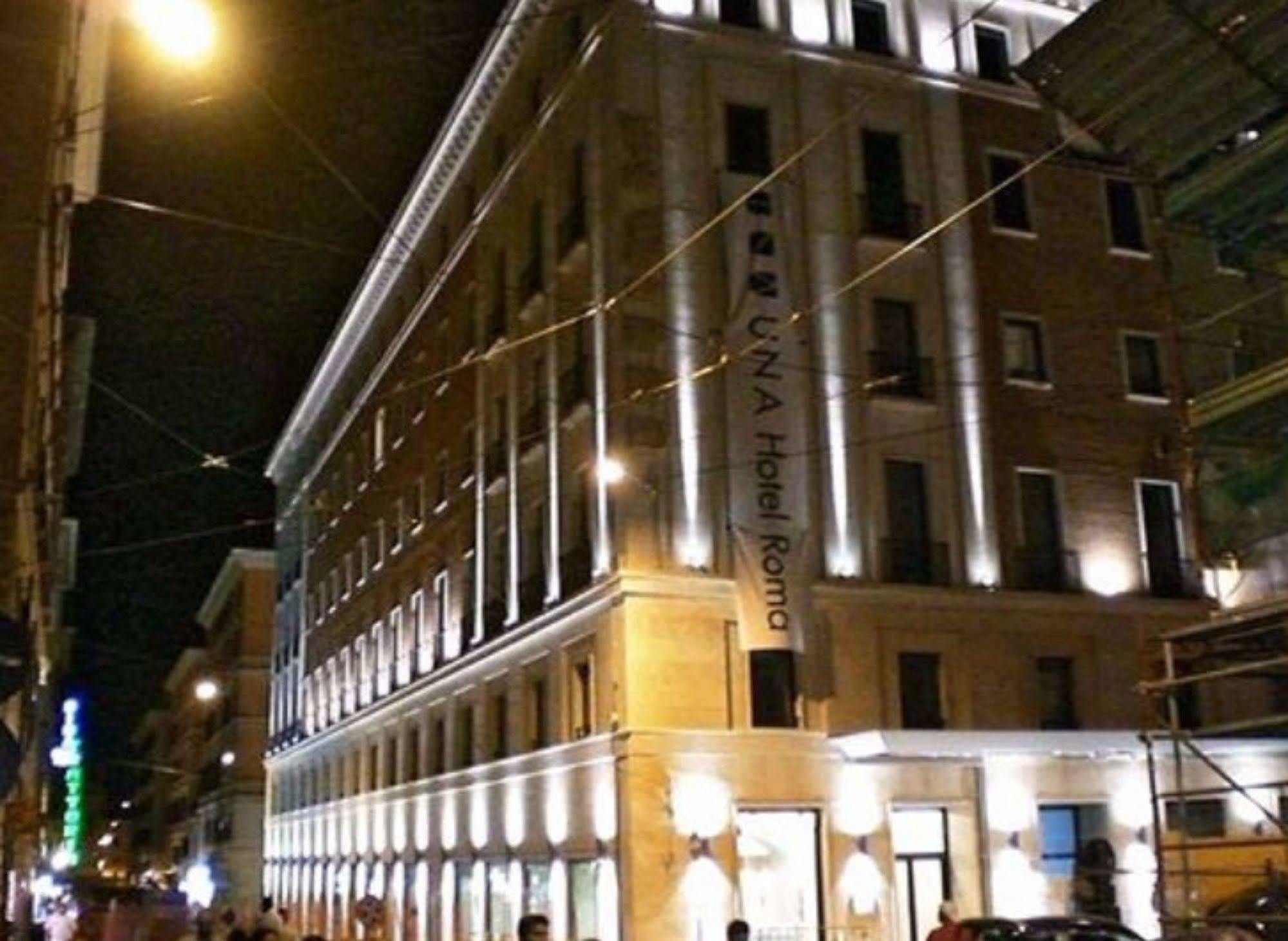 UNAHOTELS Decò Roma Exterior foto